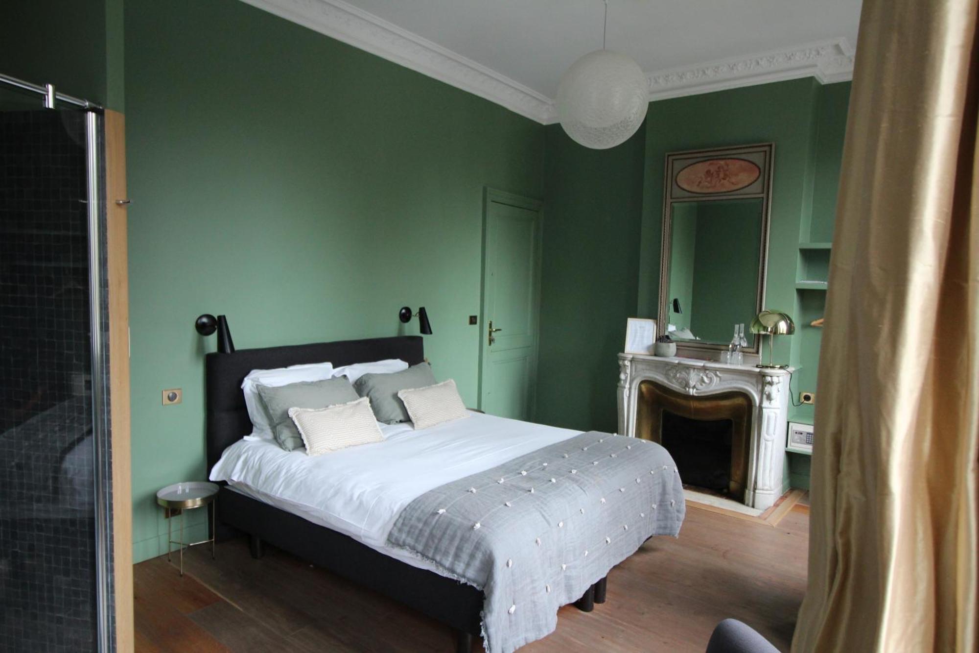 B&B L'Escapade Bordelaise - Cote Jardin Bordeaux Rum bild